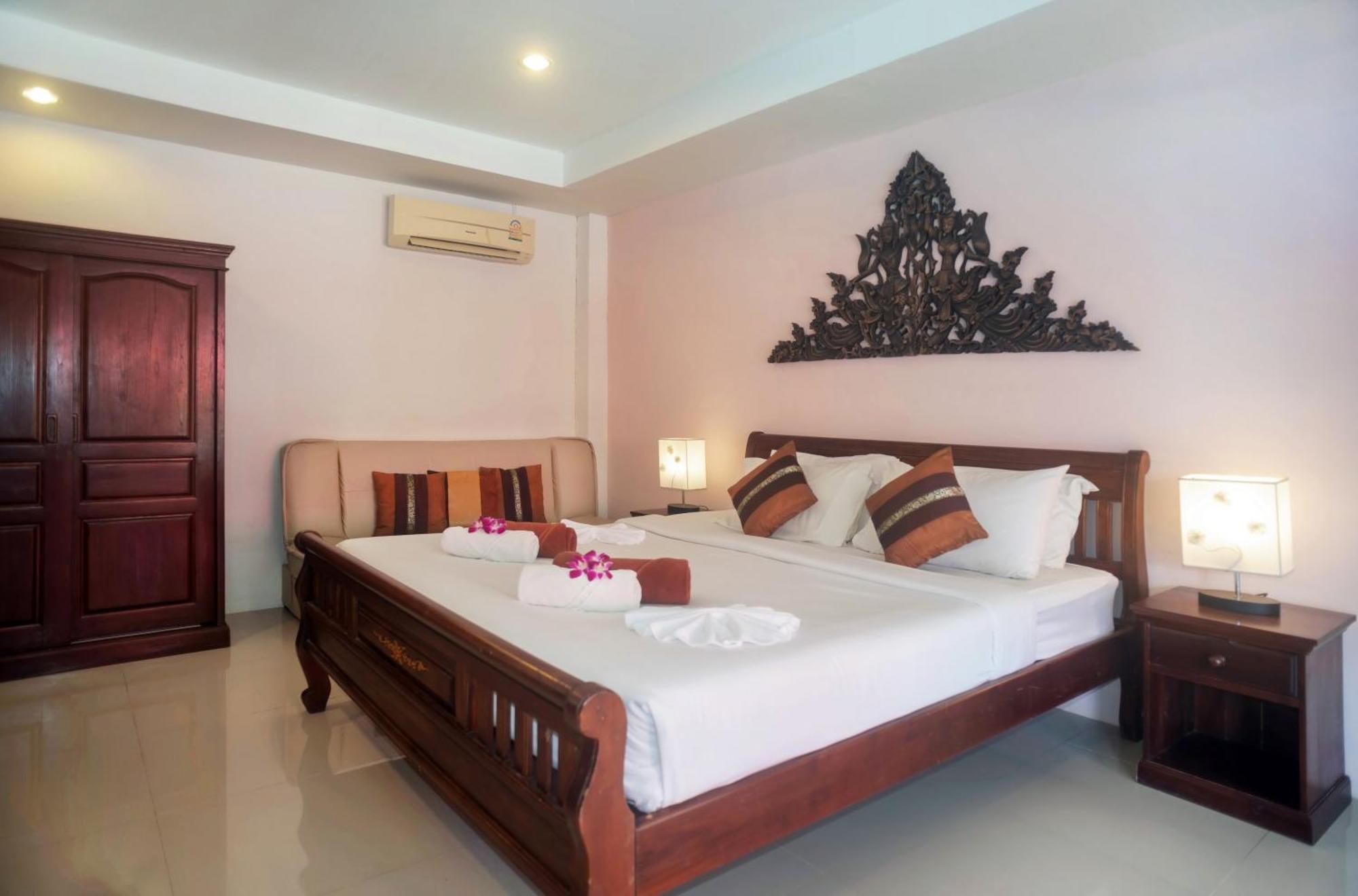The Florist Hotel 3*