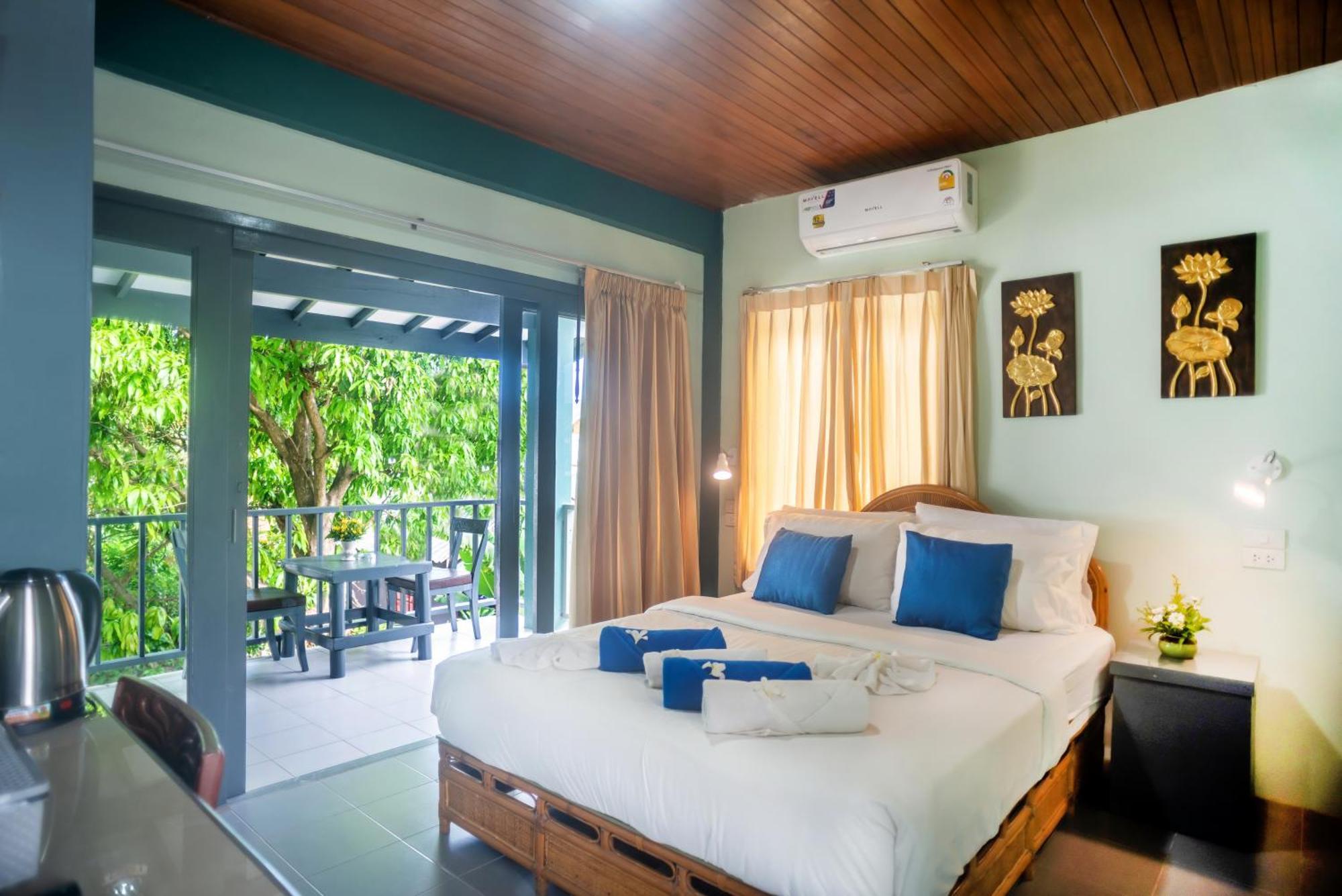 The Florist 3* Mae Nam