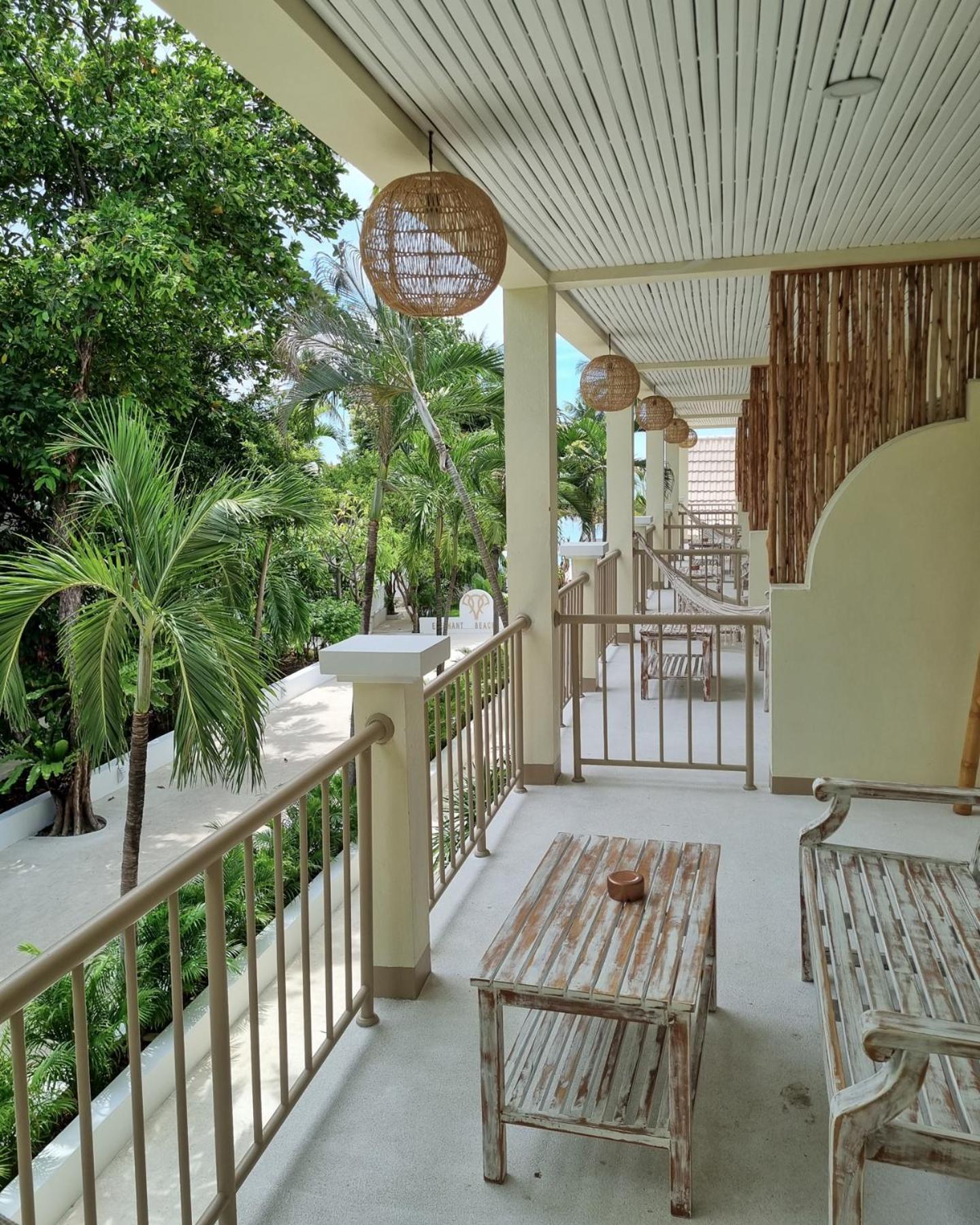 Elephant Club & Samui Resort Strand von Chaweng