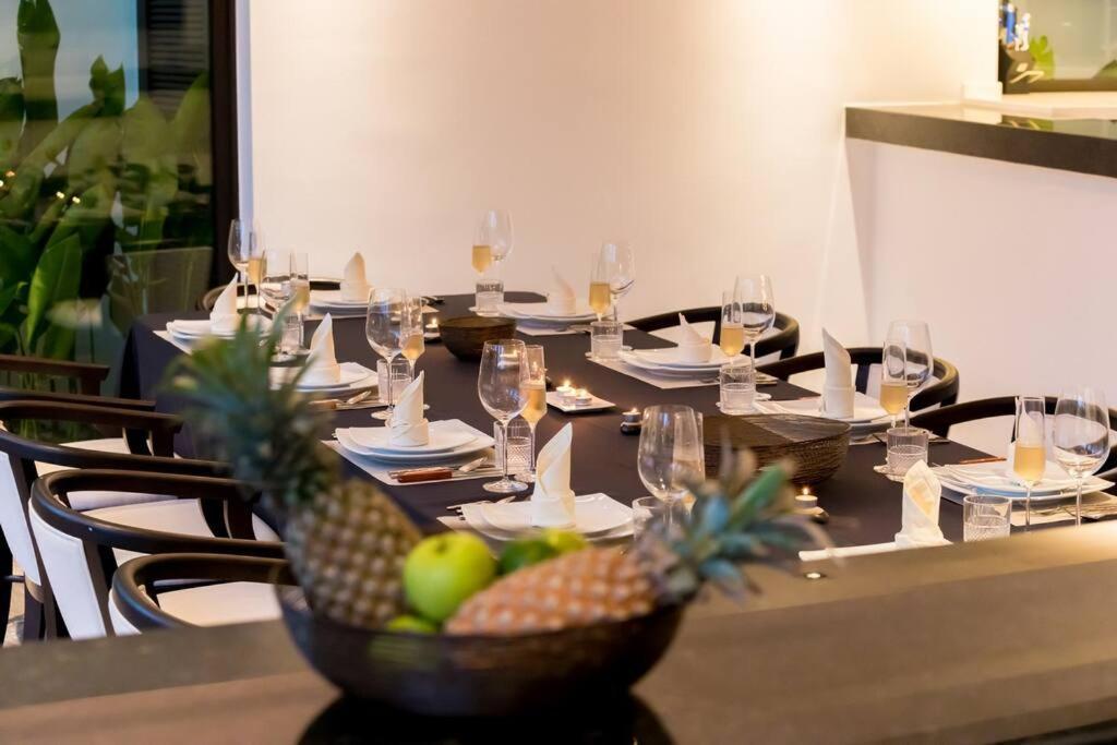 Villa Mango With Staff