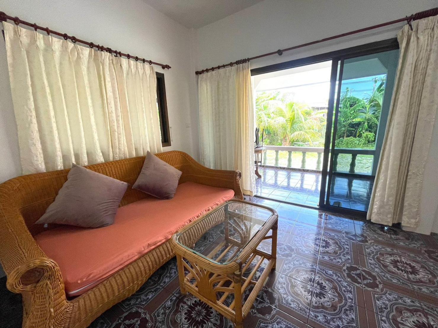 Rak Samui House *