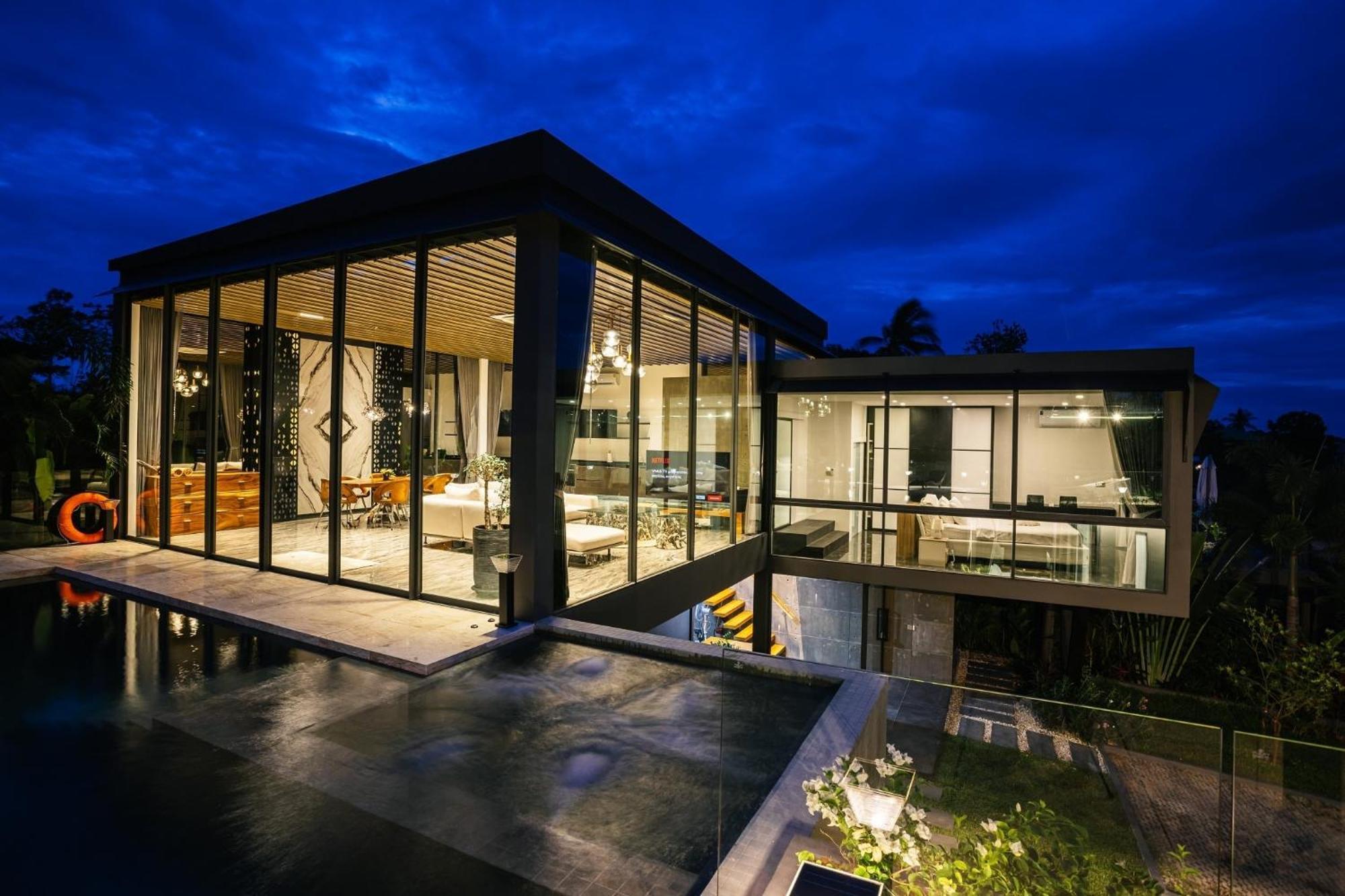 Obsidian, With Staff, Sea View And Walk To Villa Choeng Mon