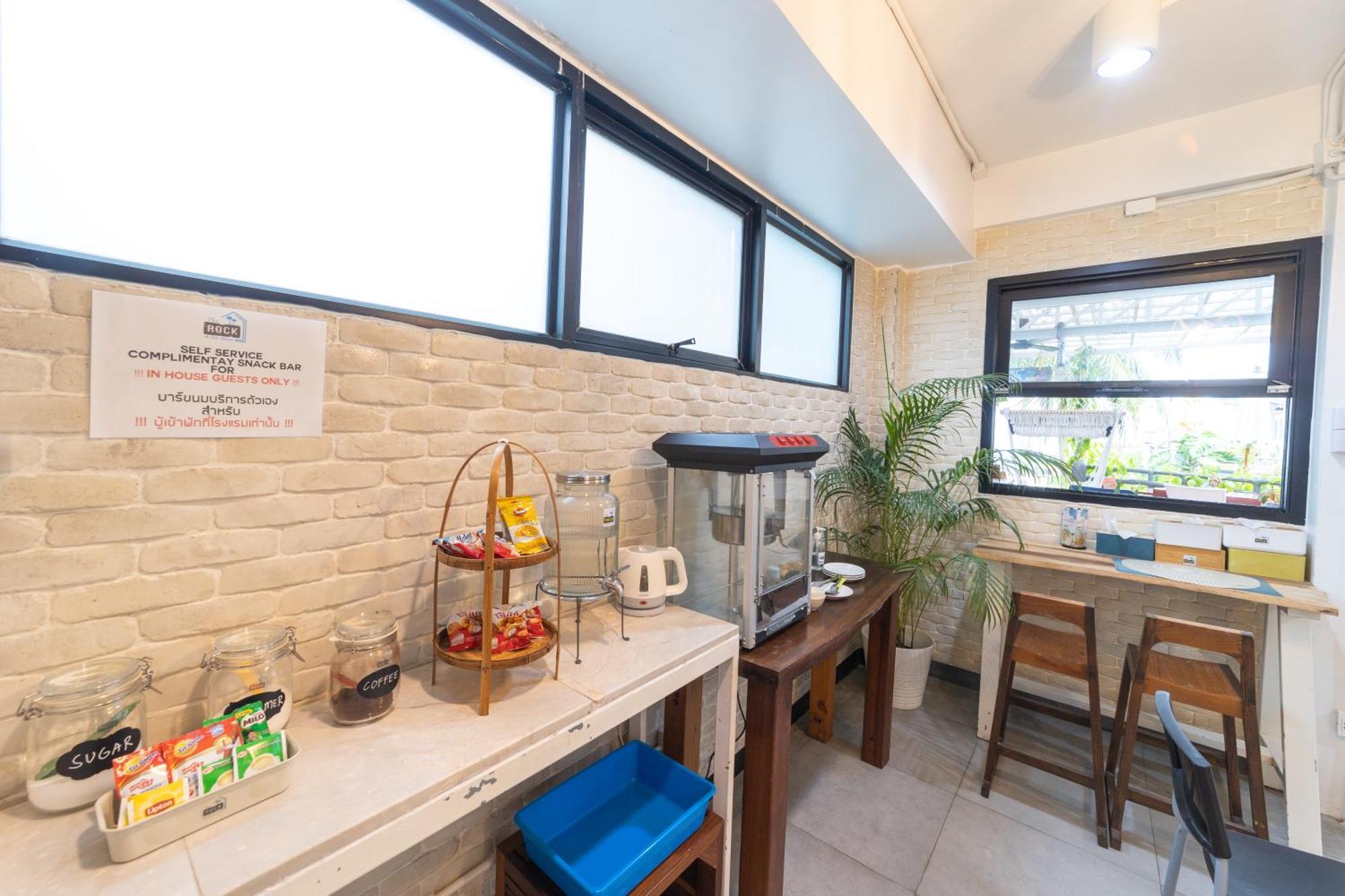 Hostel The Rock Samui Poshtel Lamai Beach (Koh Samui)