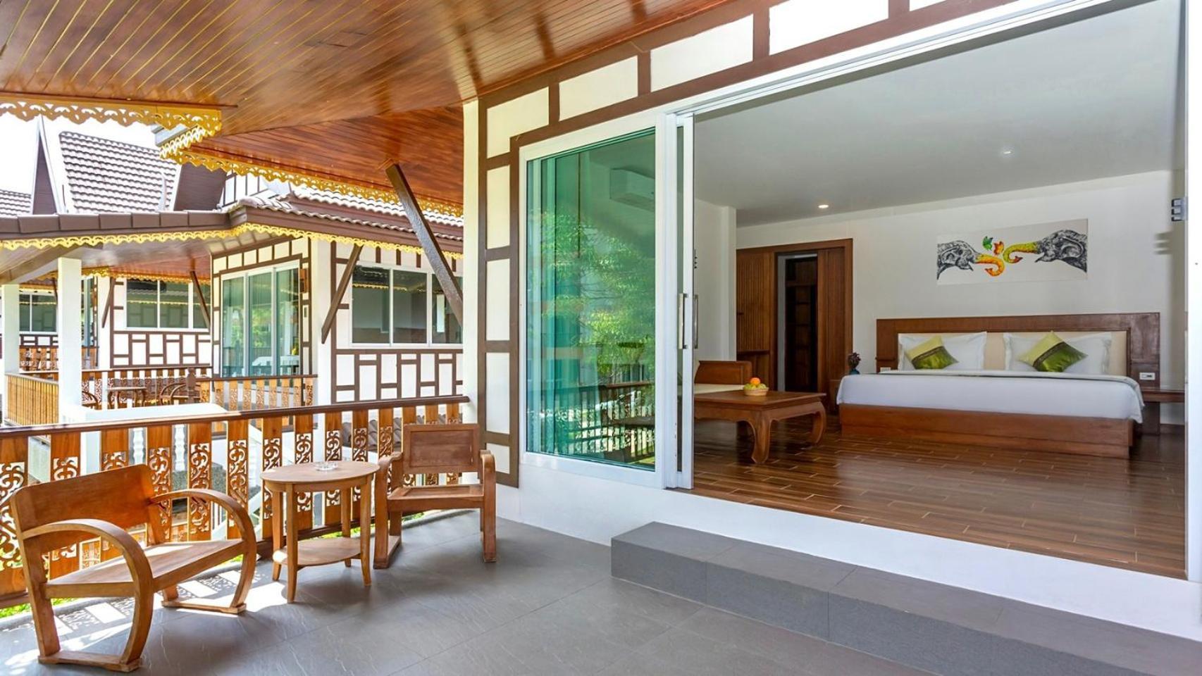 Aura Samui Hotel 4*