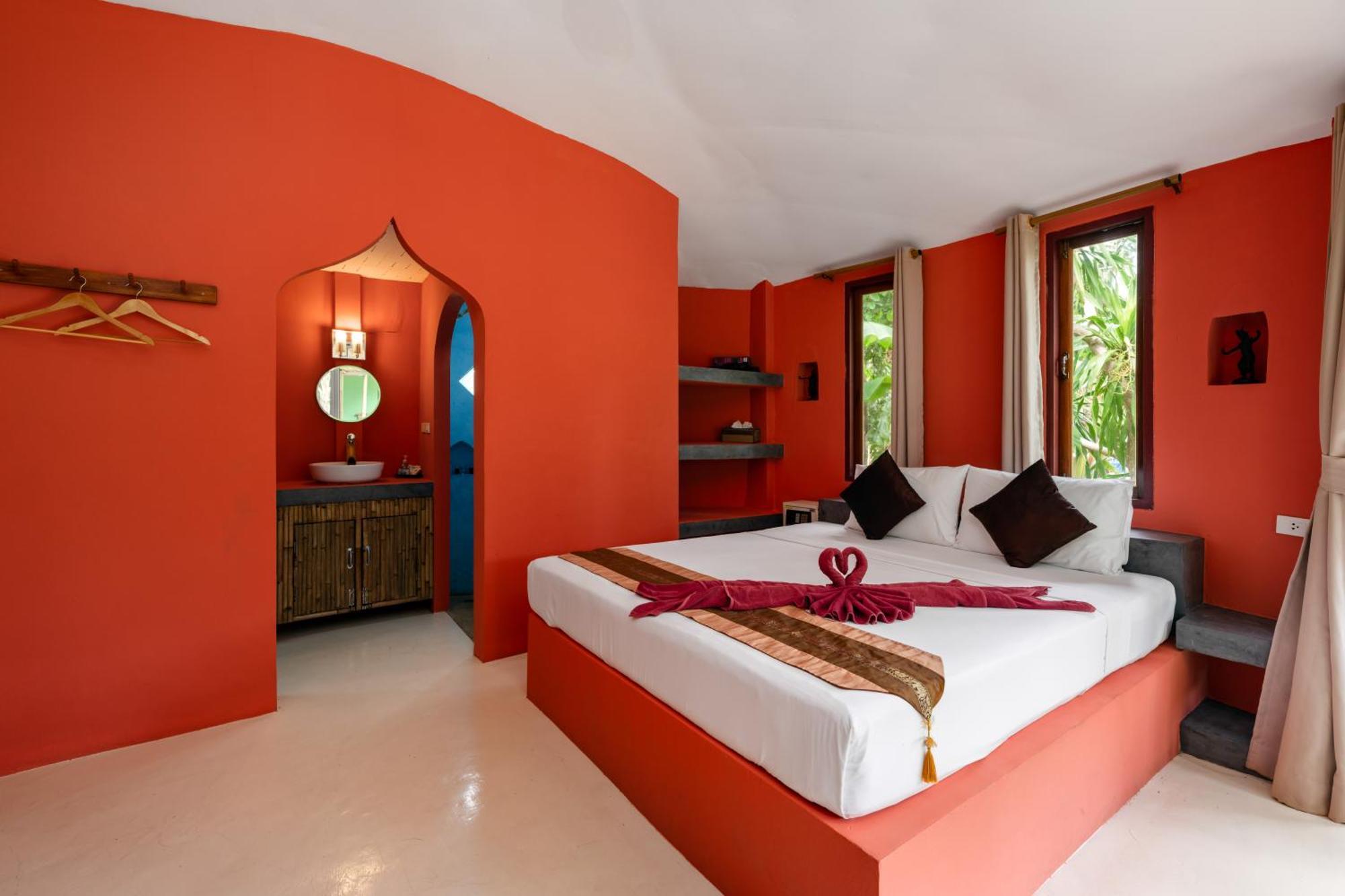 Hotel Avocado Koh Samui 2*