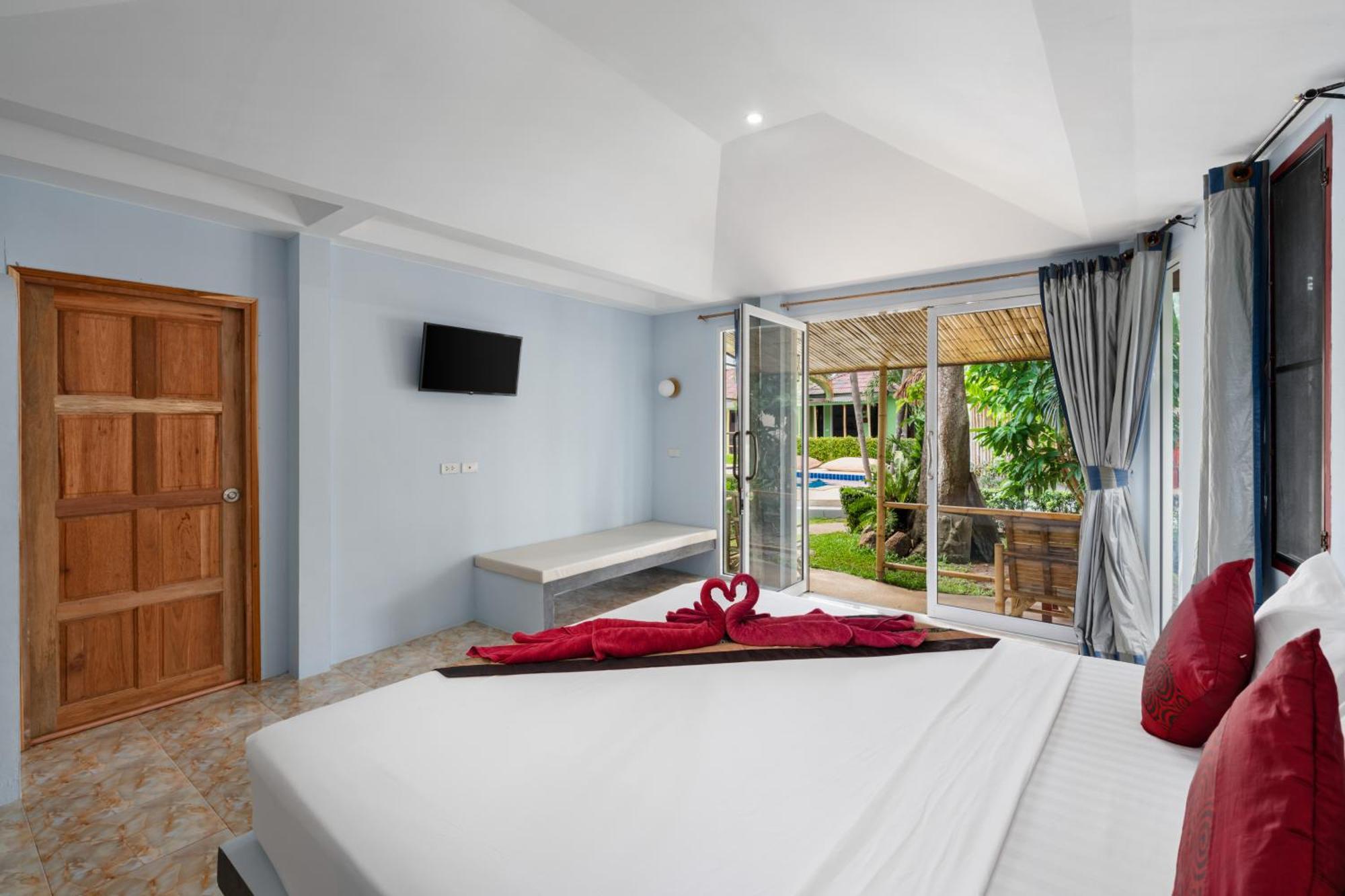 Hotel Avocado Koh Samui 2*