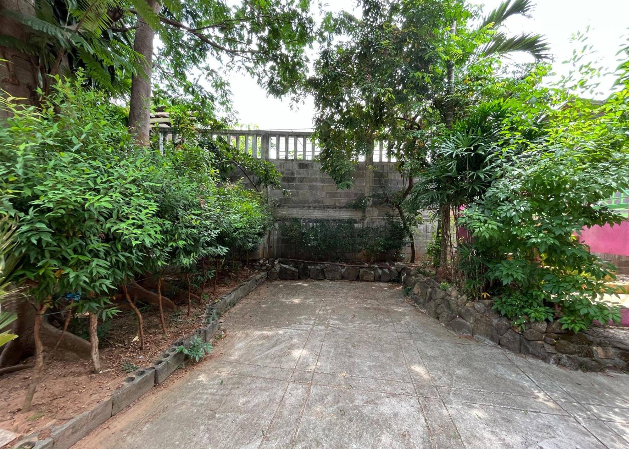 Mae Somboon House Guest house