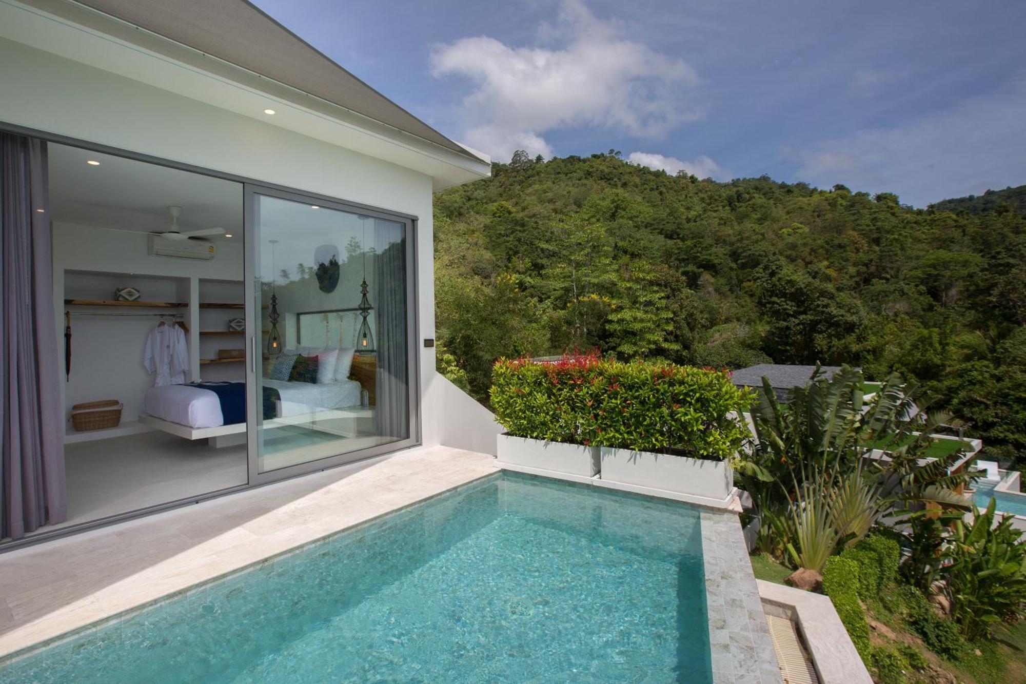 Zog Villa *