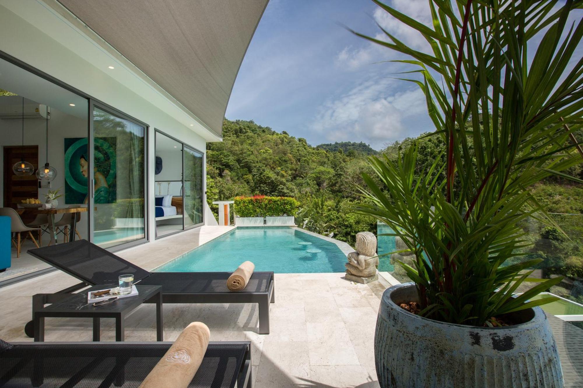 Zog Villa *