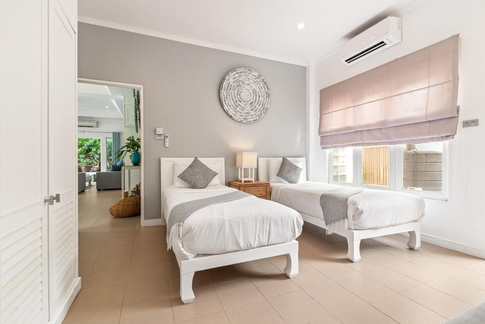 2br Baan Orchid, Seconds To Village de vacances