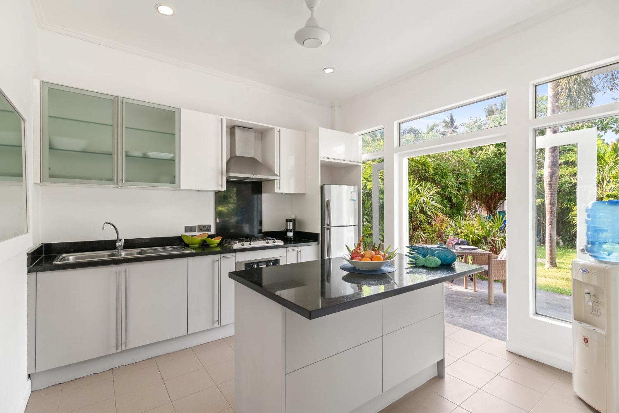 2br Baan Orchid, Seconds To *