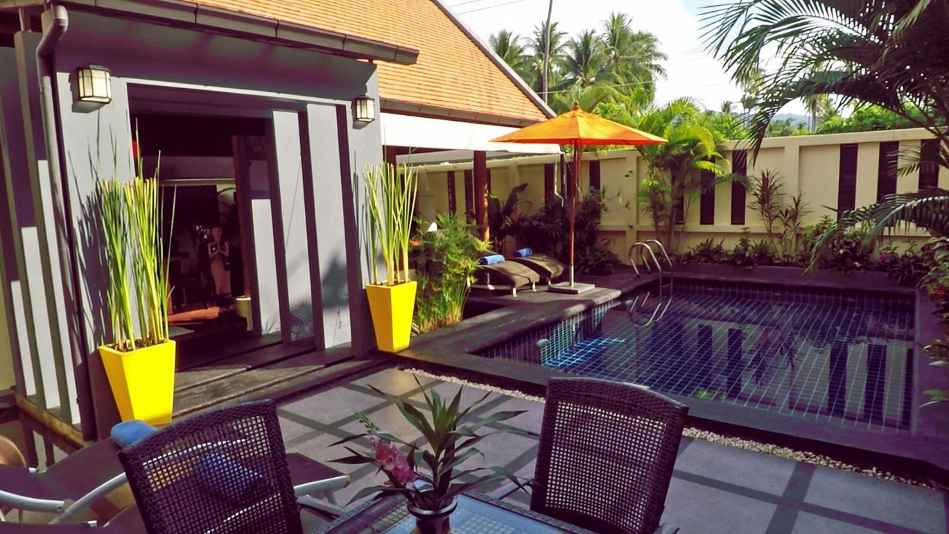 Romantic 1 Bed With Pool - 150 Mtrs To *