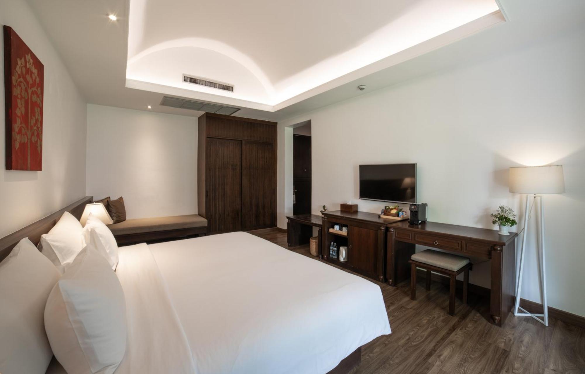 Resort Celes Samui 4*