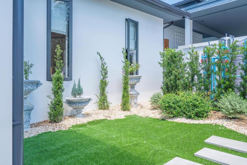Modern 3 Bedroom Villa! Kbr16