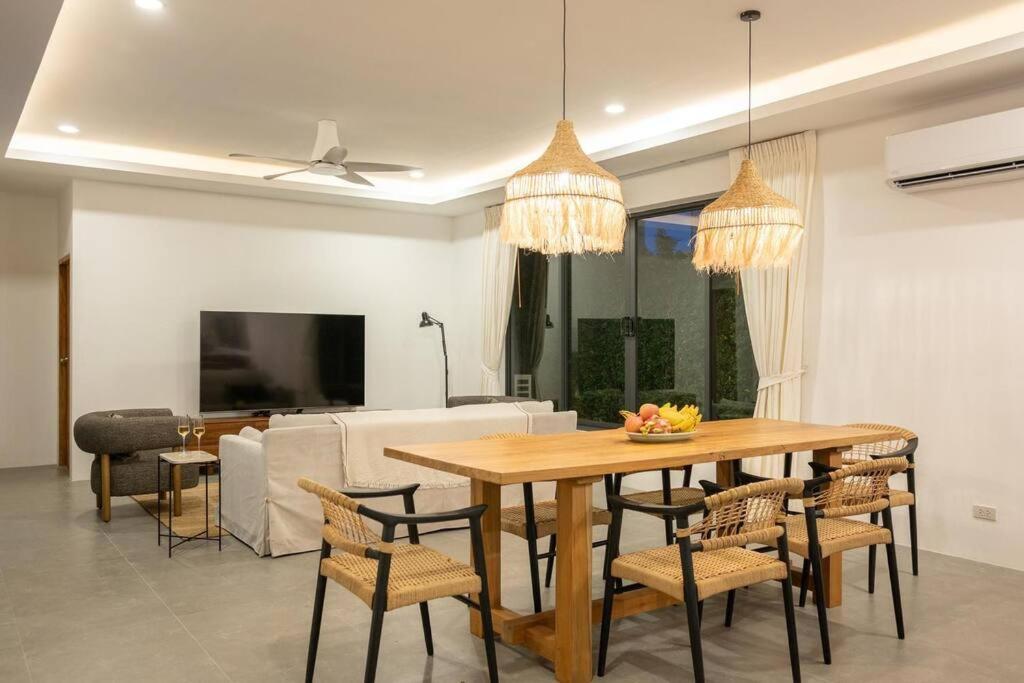 Villa Modern 3 Bedroom Villa! Kbr16 Koh Samui