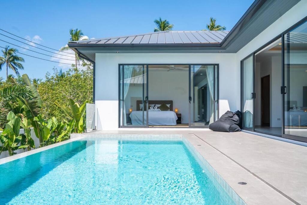 Villa Modern 3 Bedroom Villa! Kbr16