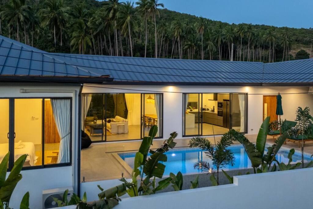 Villa Modern 3 Bedroom Villa! Kbr16 *