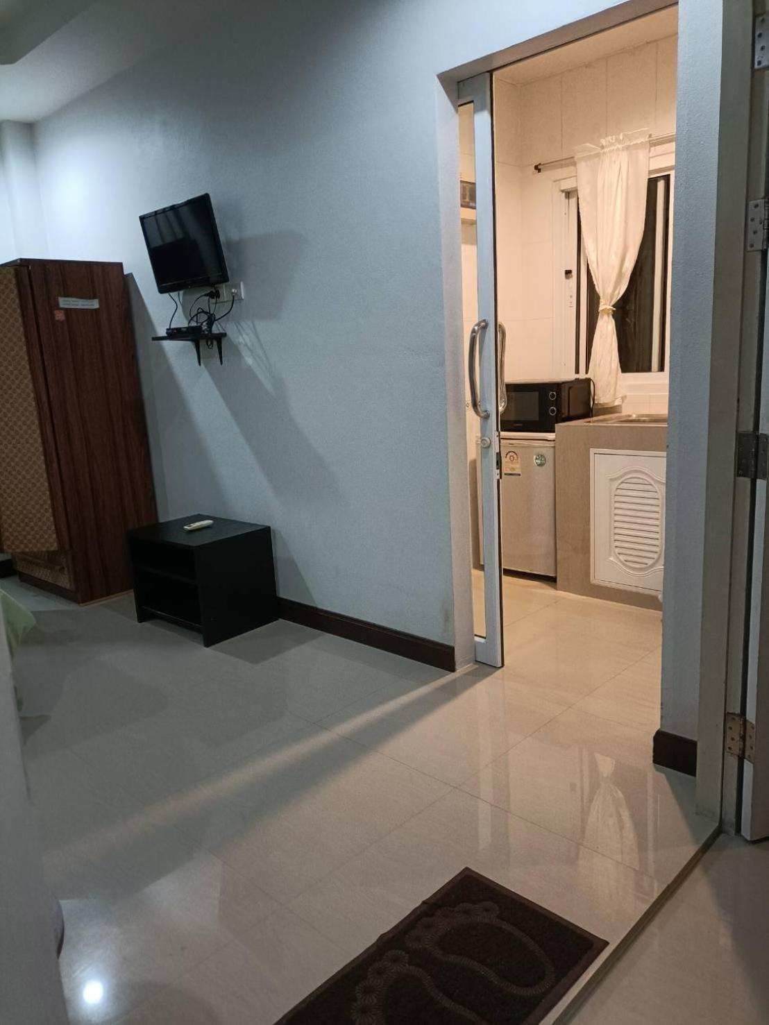 Wasin House One Bedroom - Maenum Holiday home *