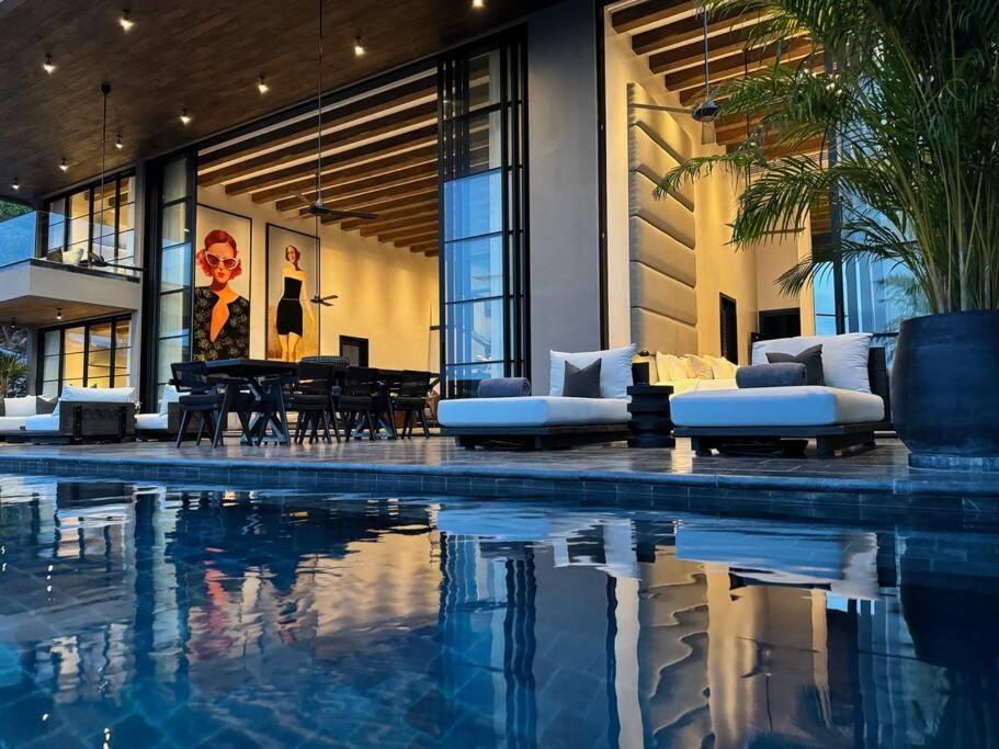 Villa Saru Sea View Luxury Koh Samui