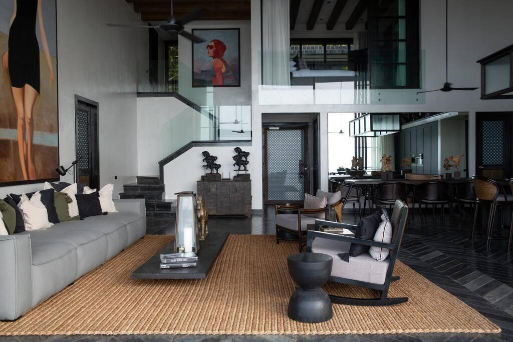 Villa Saru Sea View Luxury *