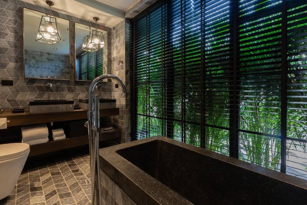 Villa Saru Sea View Luxury *