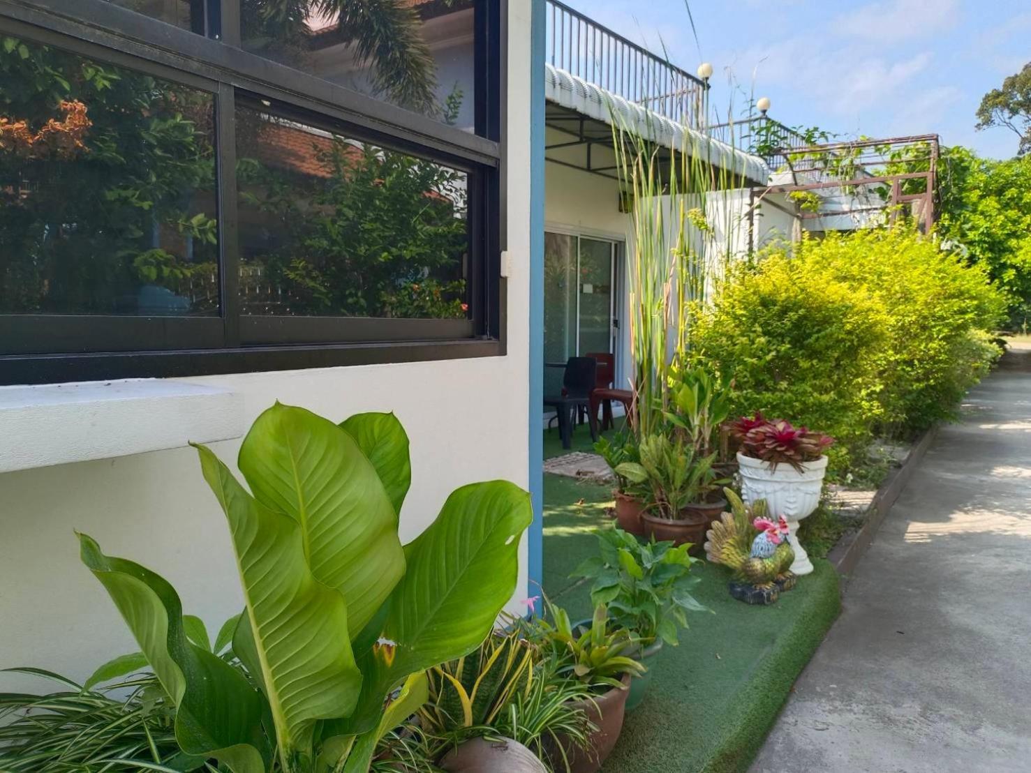 Phannarai House Resort 3*