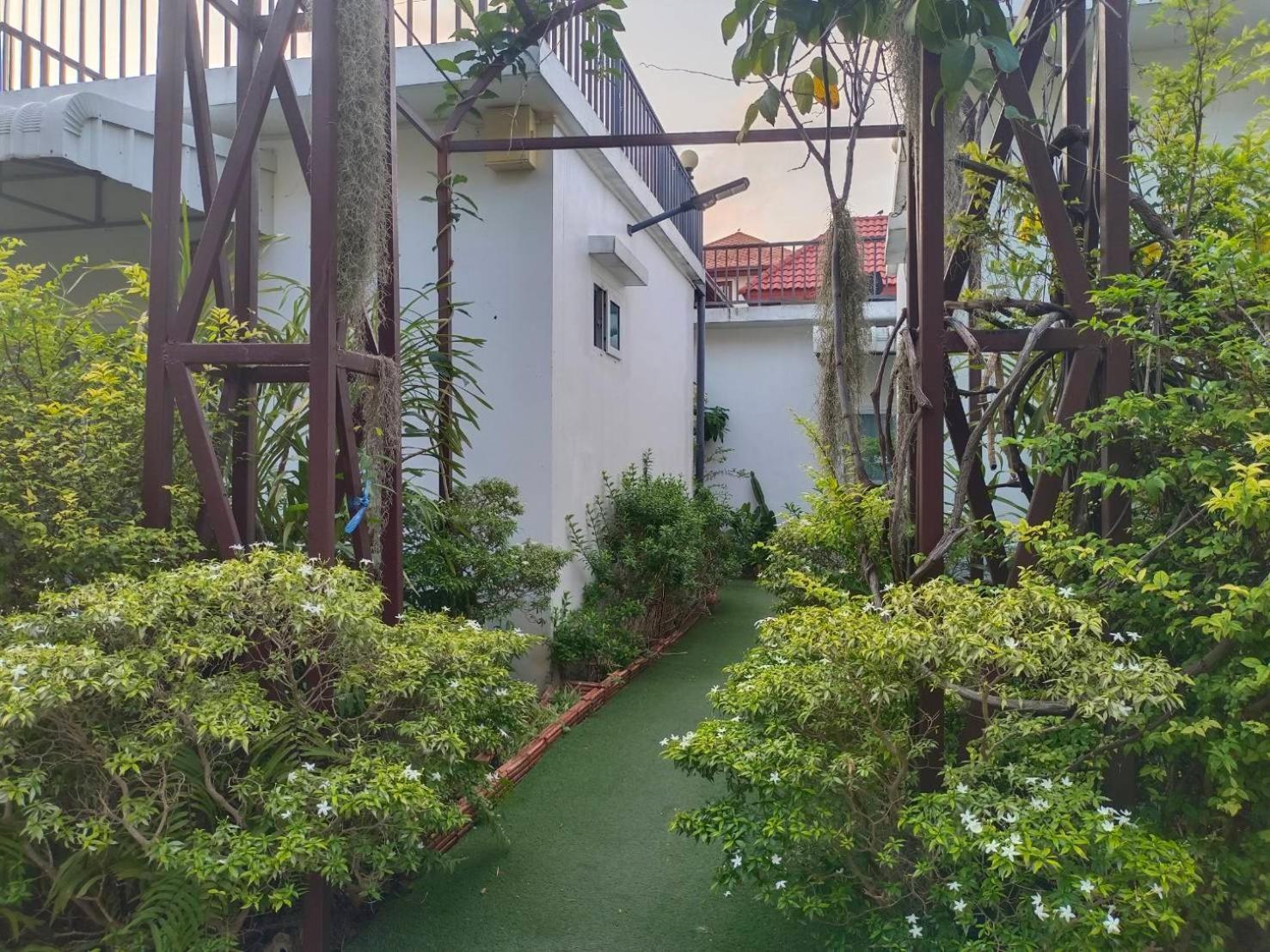 Resort Phannarai House