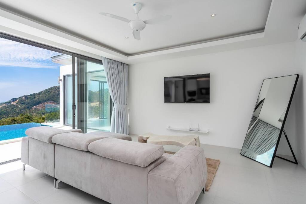 Villa Apple查文半山3卧室泳池别墅 Koh Samui