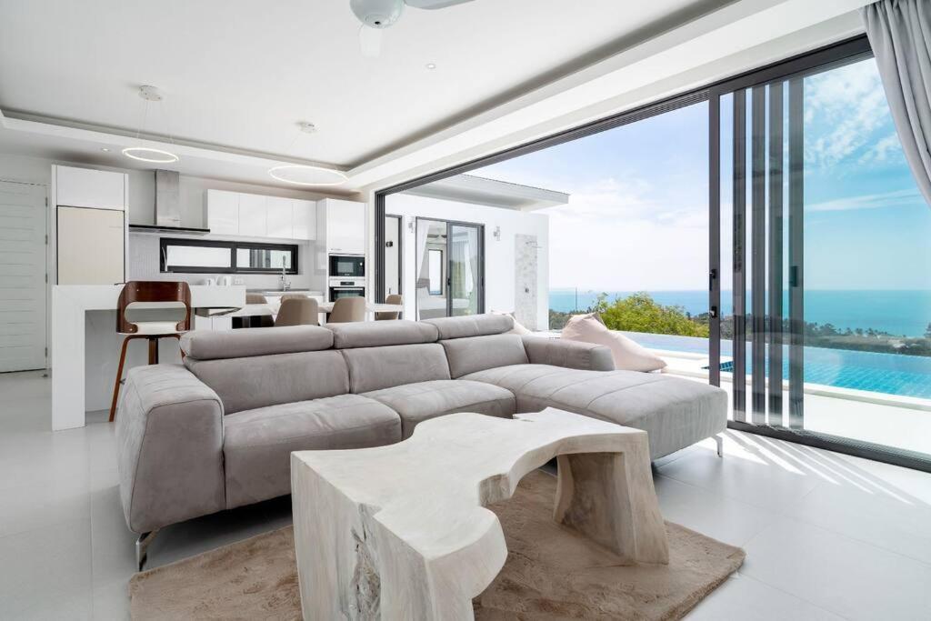 Villa Apple查文半山3卧室泳池别墅 Koh Samui