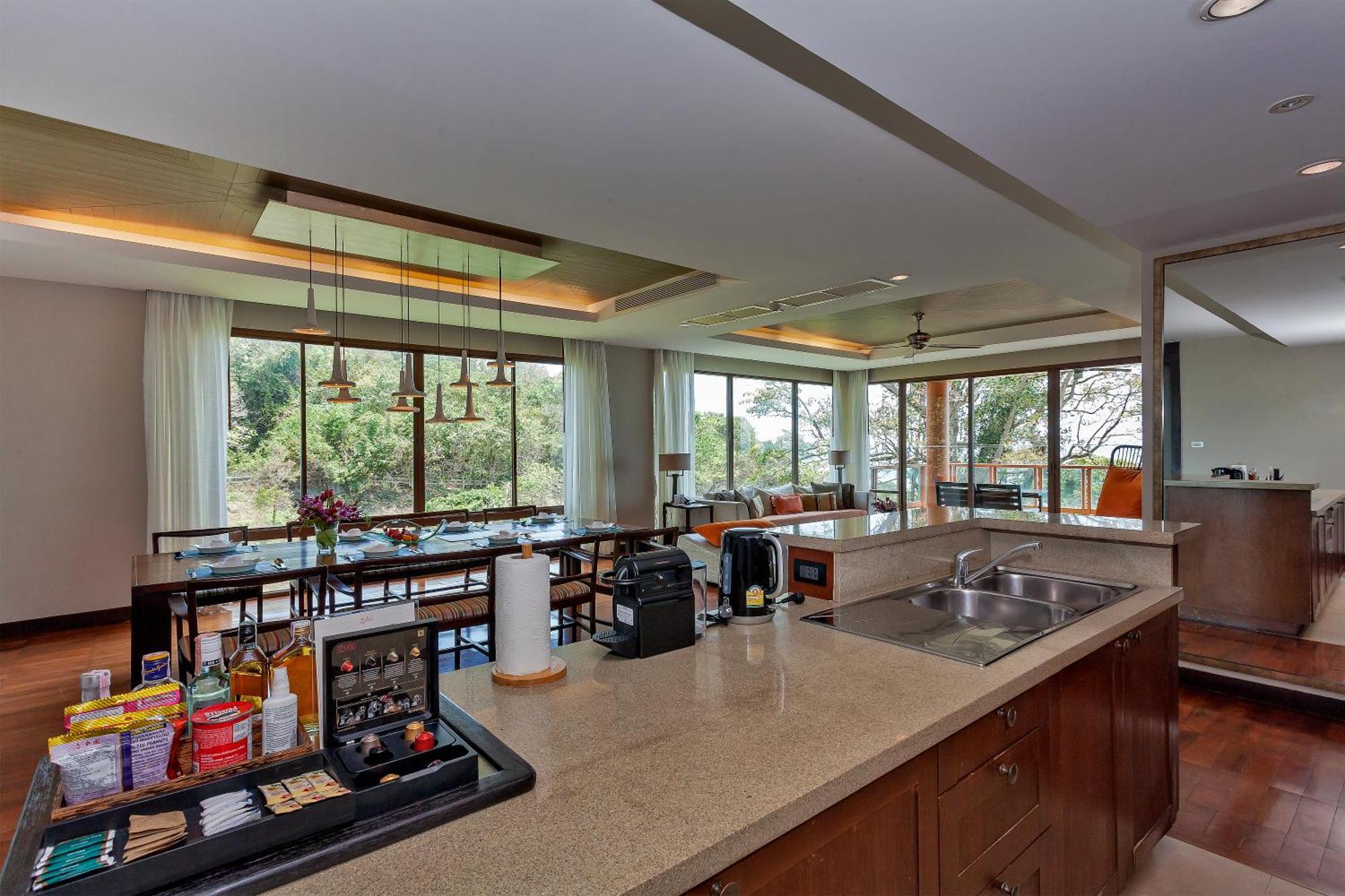 Shasa - Luxury Beachfront Appartement