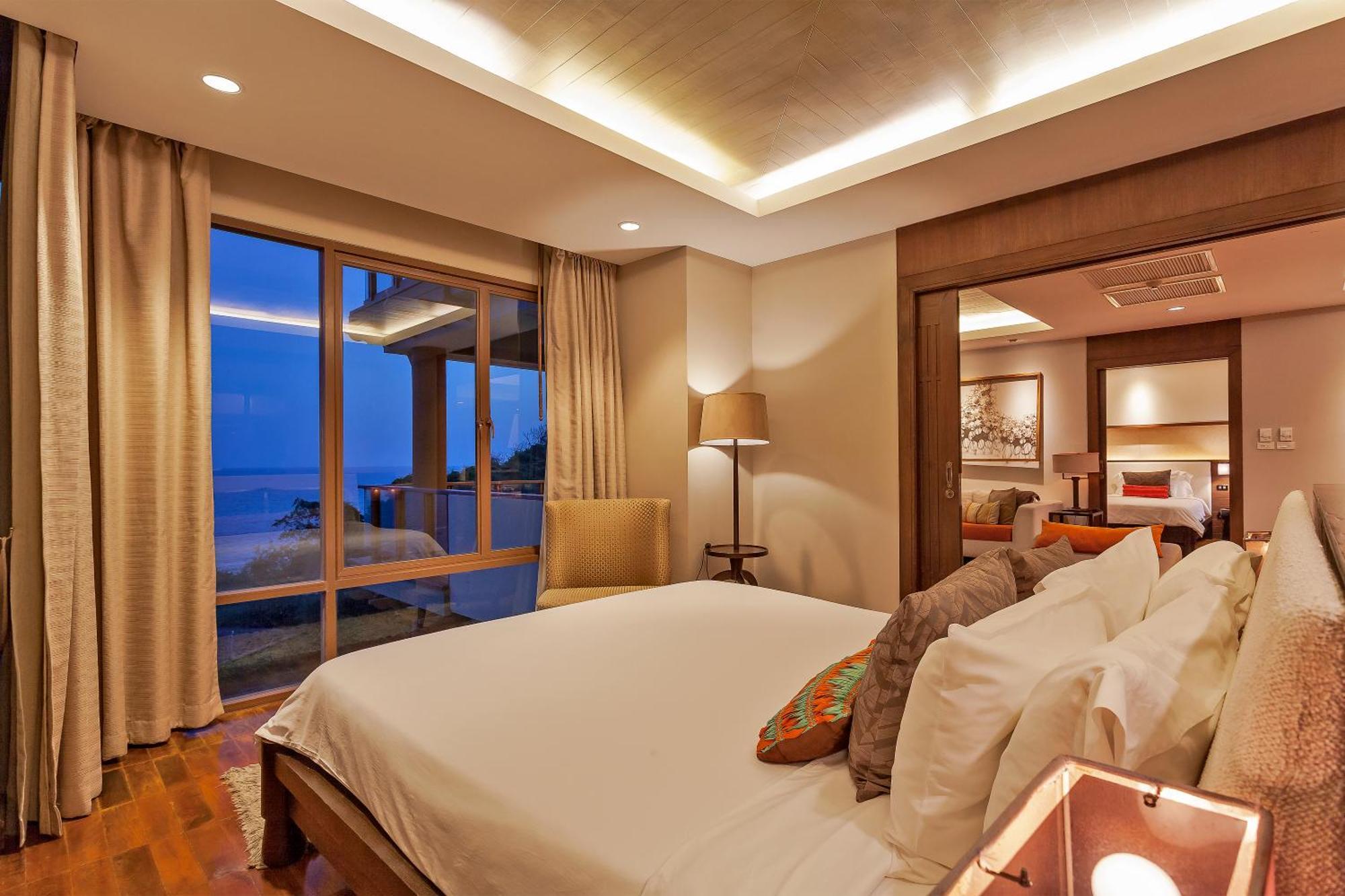 Shasa - Luxury Beachfront *