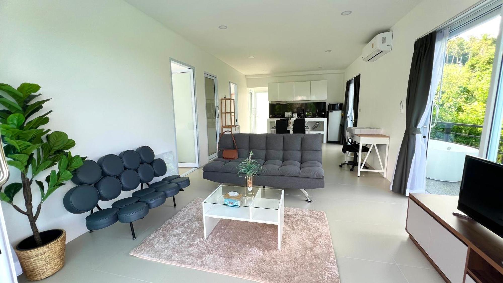 The Three Villa