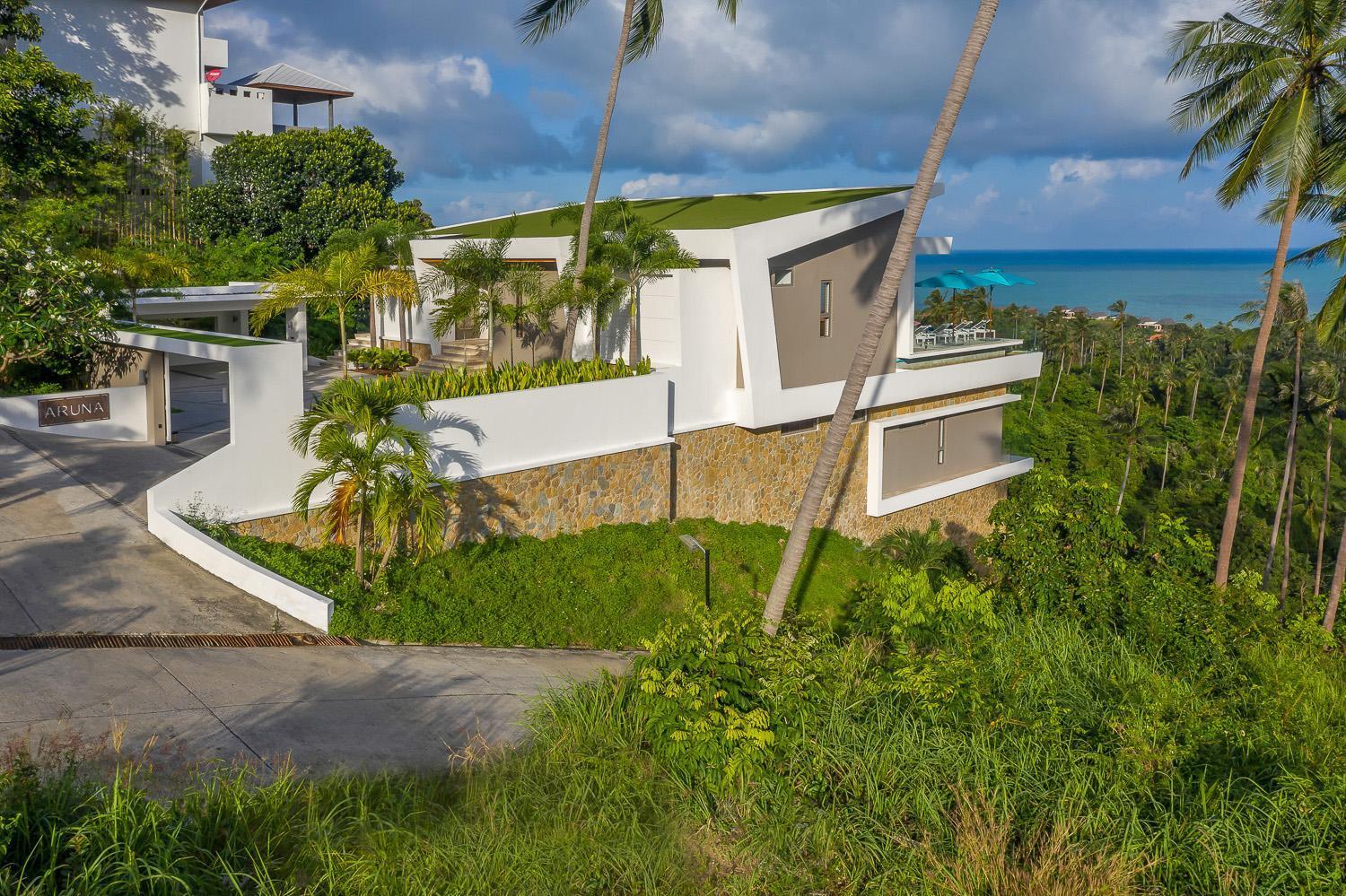 Villa Aruna *