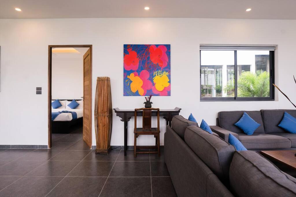 20% Off ! 1 Km From The Villa