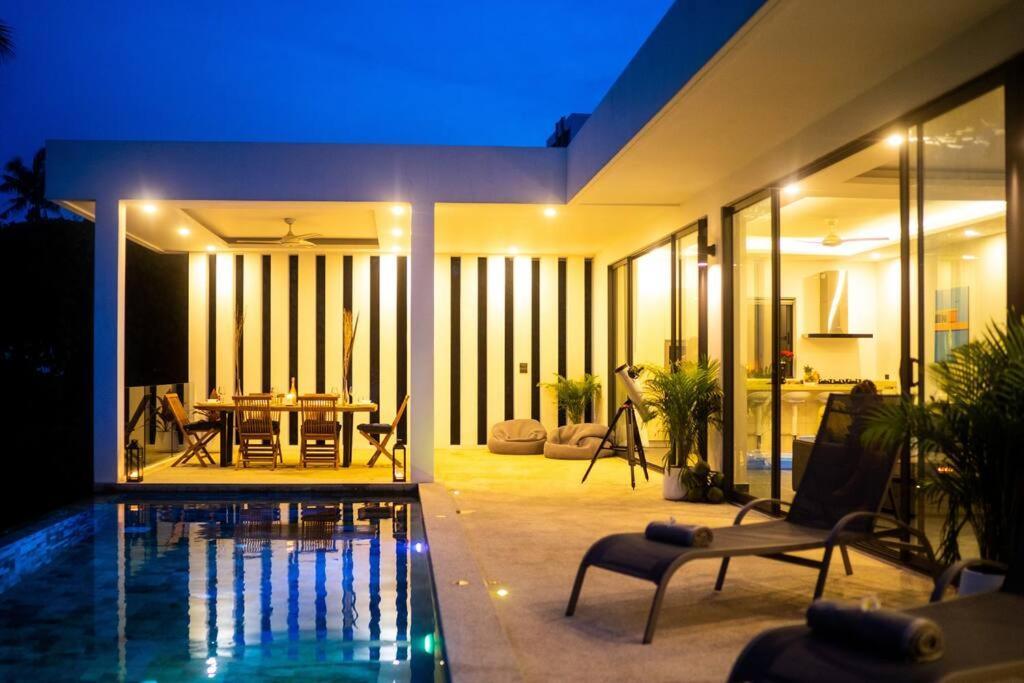 Villa 20% Off ! 1 Km From The *