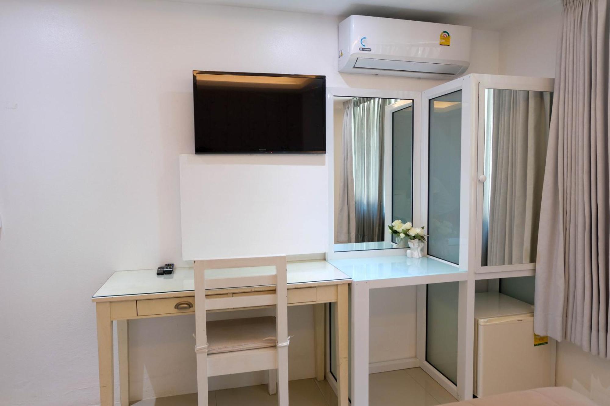Hotel Baanpoon Chaweng (Koh Samui)