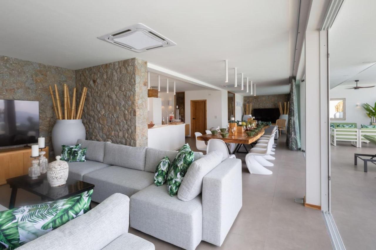 Holiday home Stunning 7 Bedroom 2 Swimming Pools