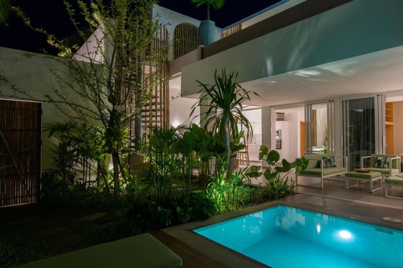Stunning 7 Bedroom 2 Swimming Pools