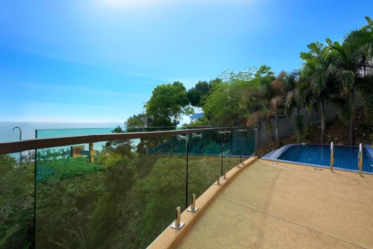 Holiday home Eagles Nest 3br Pool With Great Seaview, Gym