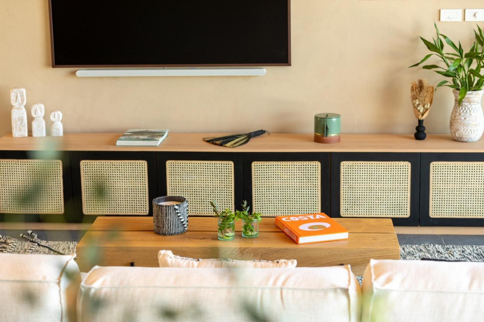 Wabi Sabi Tropical Seaview Vila