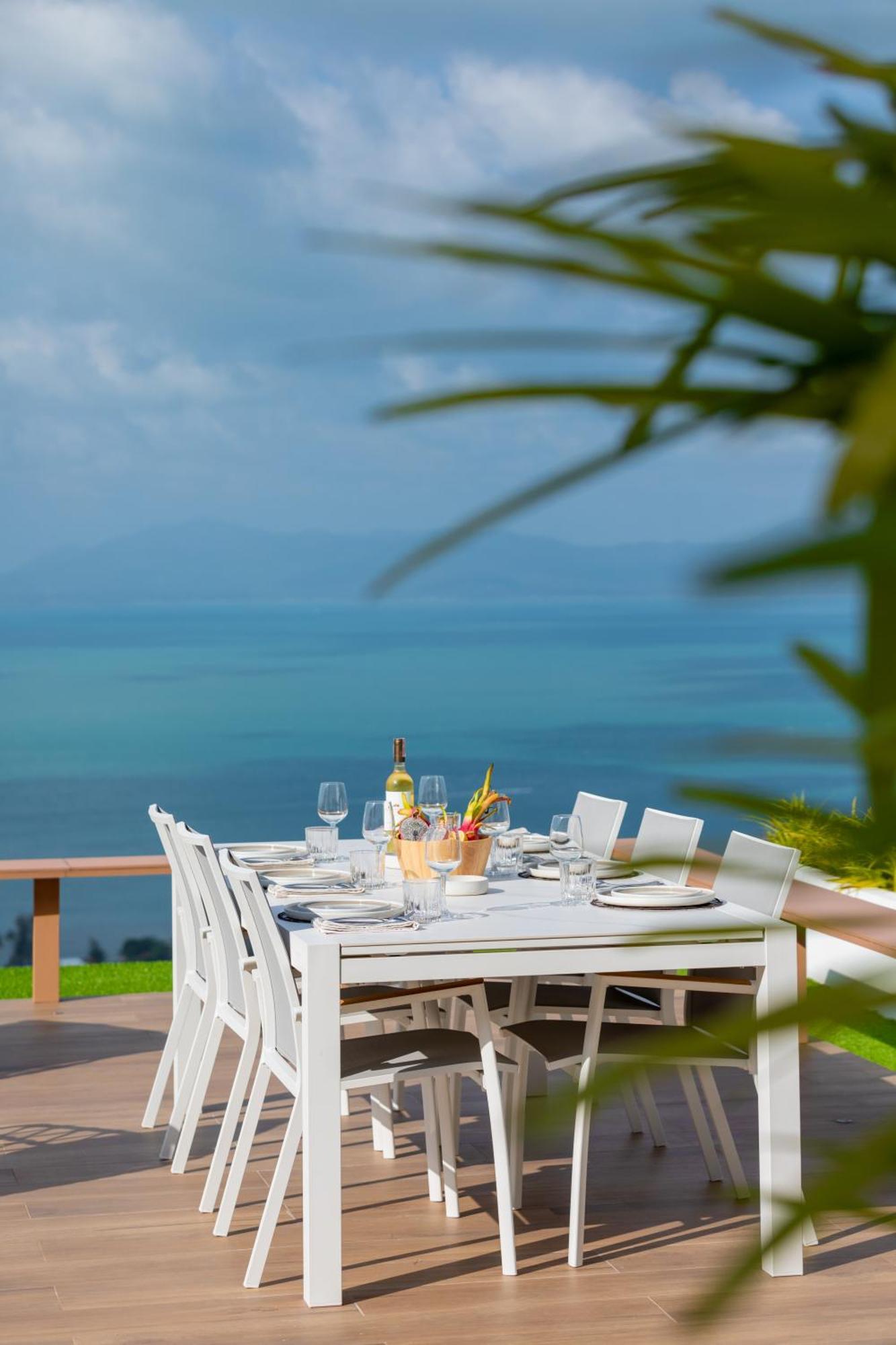 Stunning Tropical Seaview Villa