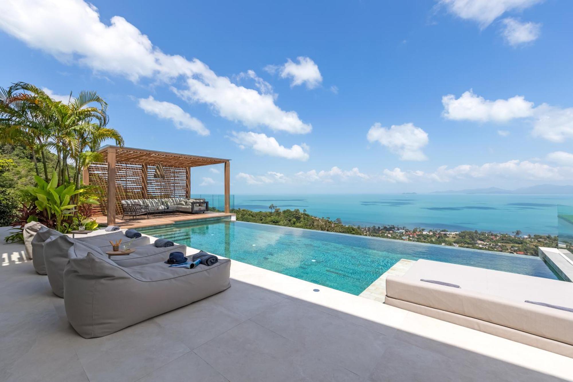 Stunning Tropical Seaview