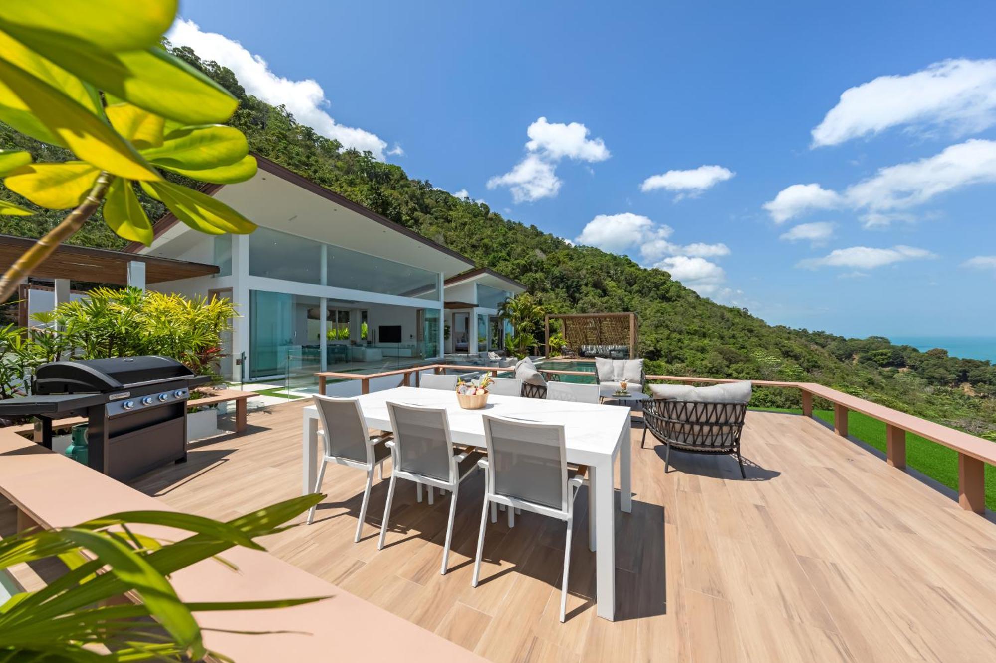 Villa Stunning Tropical Seaview *