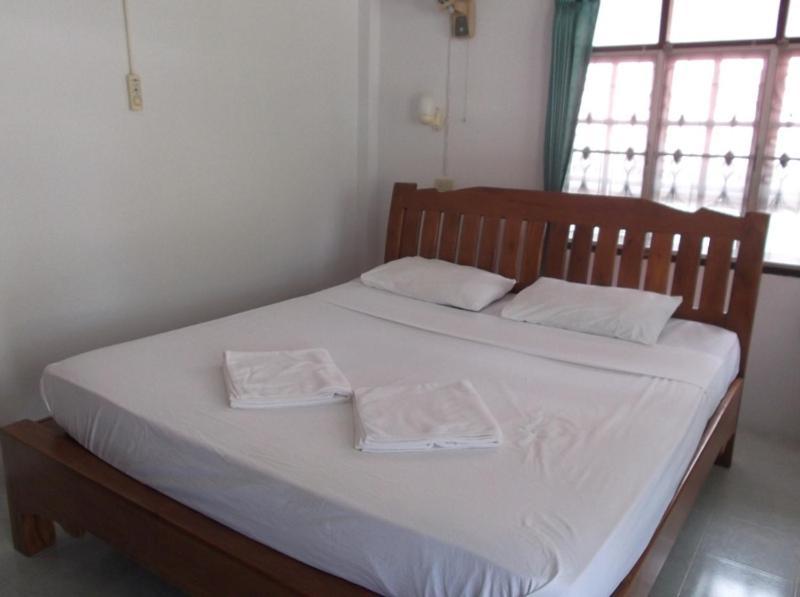 Hotel Palm Point Village 2*