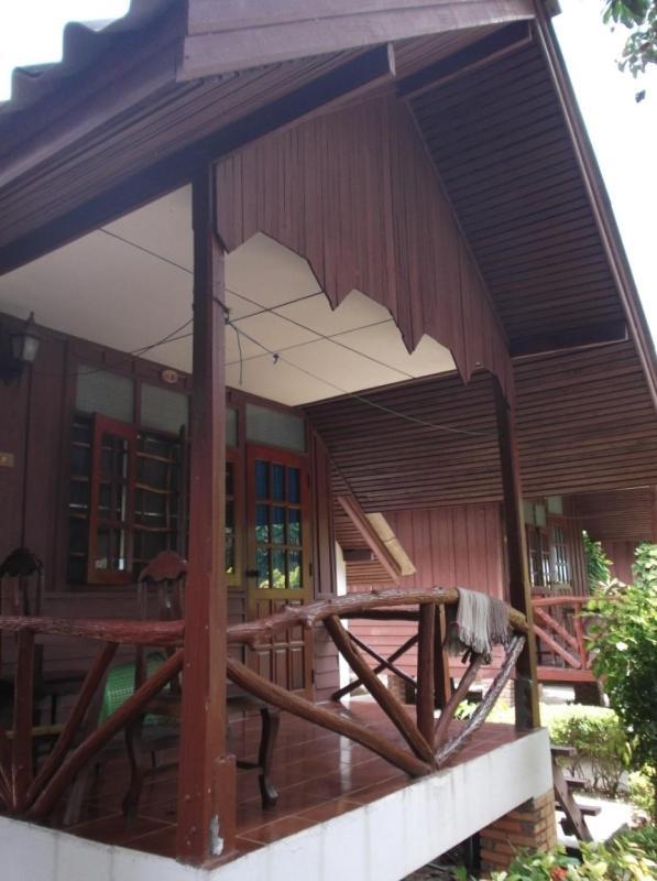 Hotel Palm Point Village
