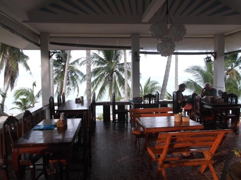 Hotel Palm Point Village 2*