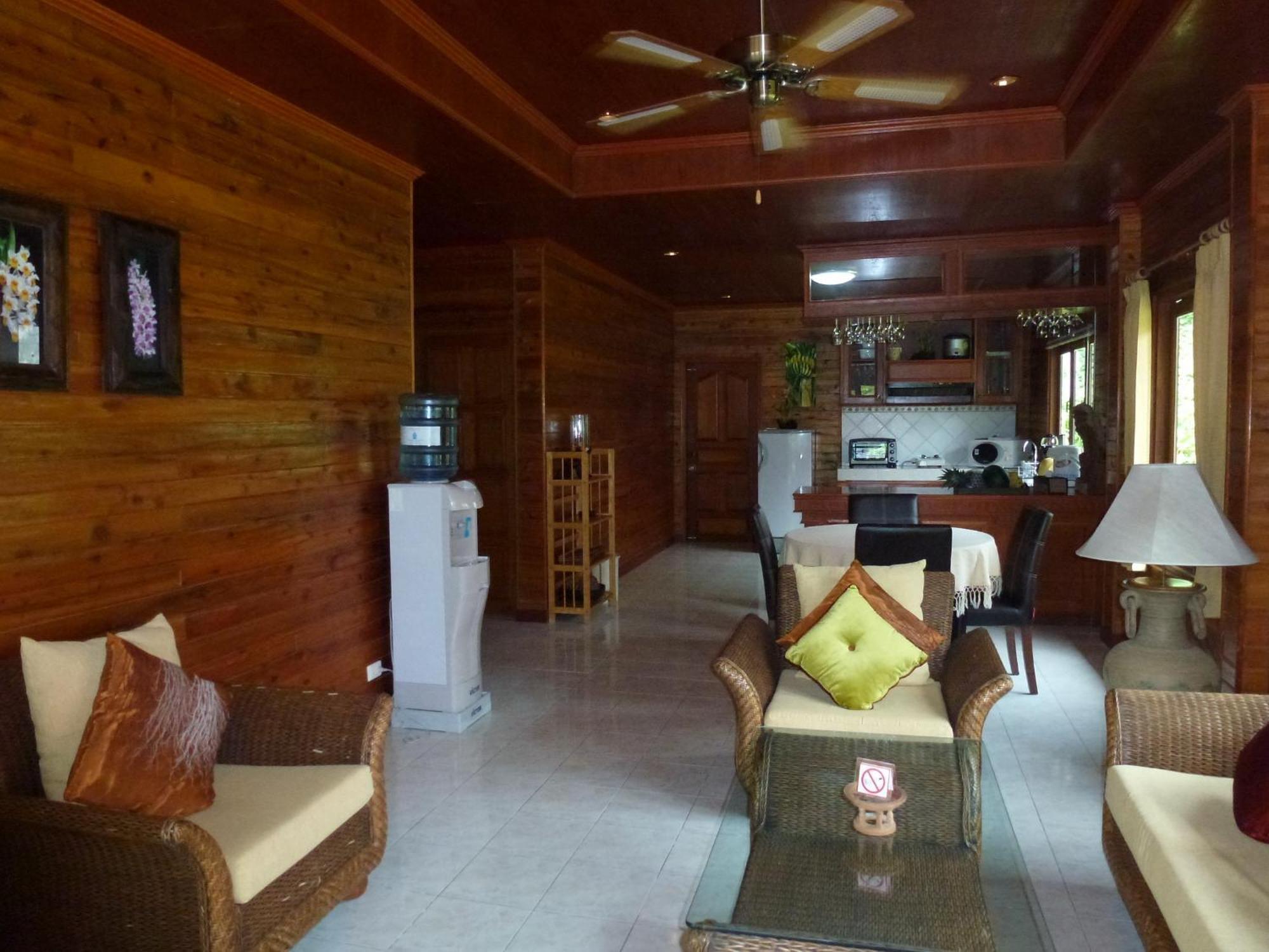 Baan Laem Noi Villa's Holiday home