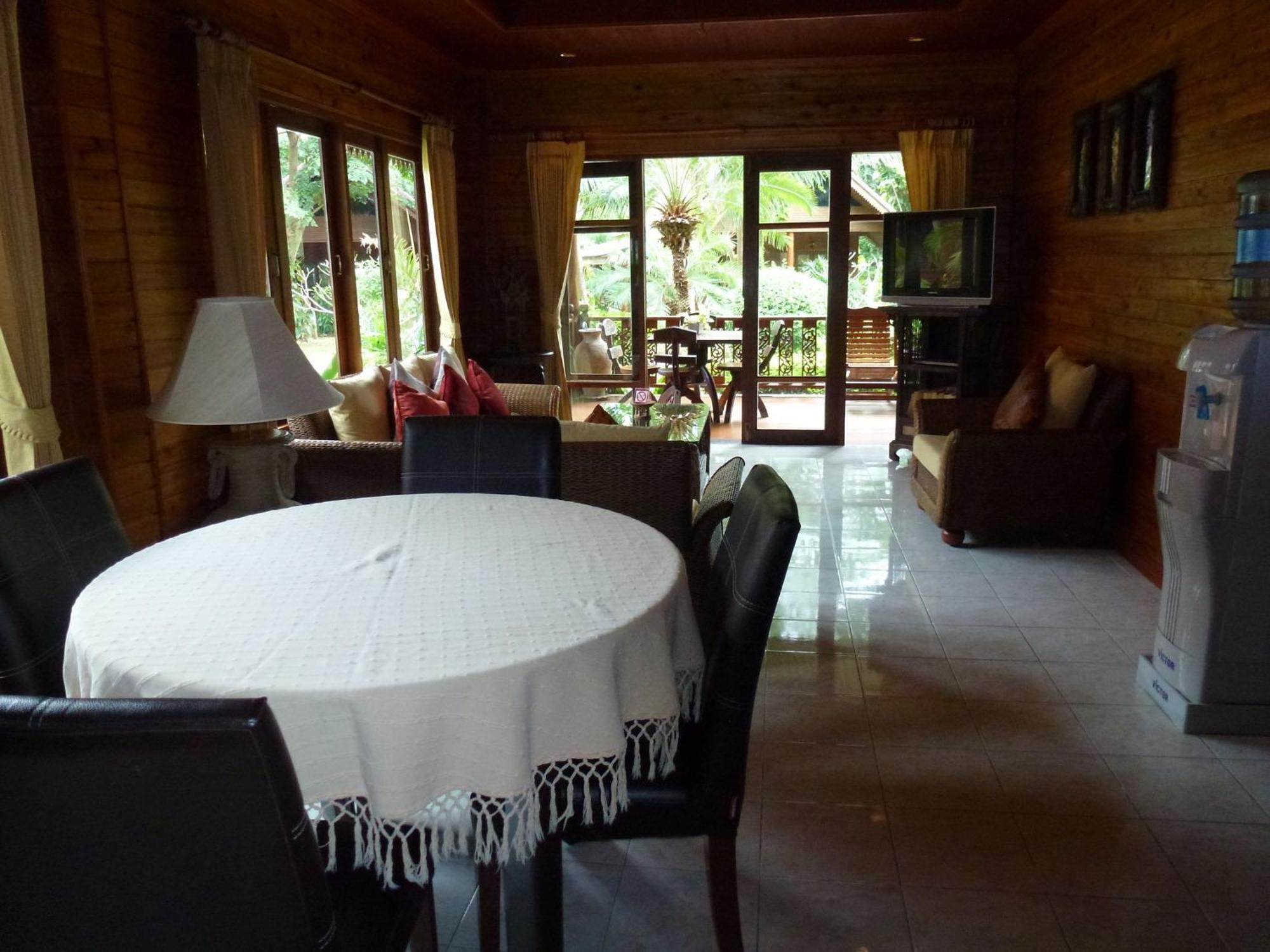Holiday home Baan Laem Noi Villa's *