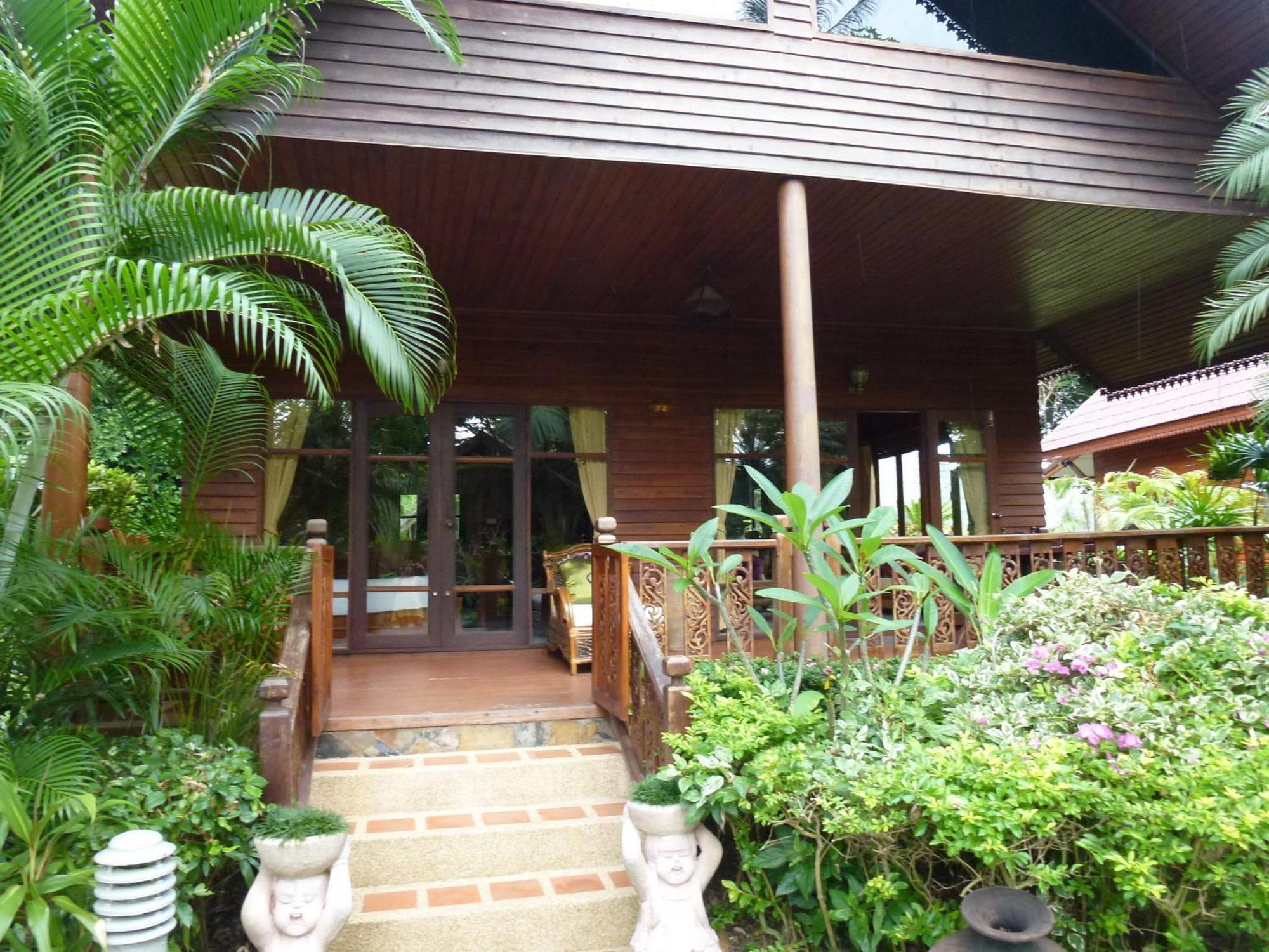 Baan Laem Noi Villa's *