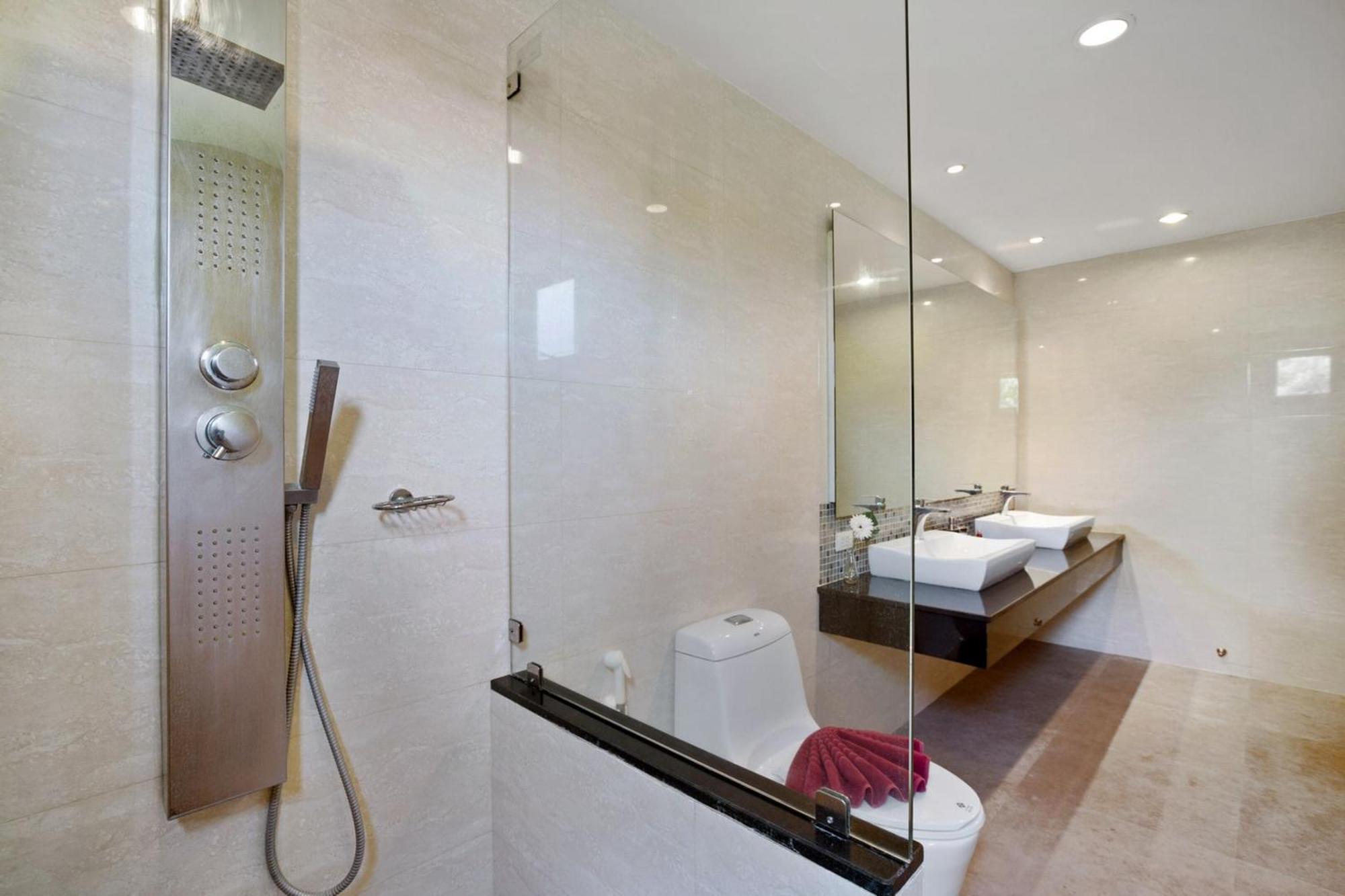 Tranquil 3 - 2 Bedroom Apartment *